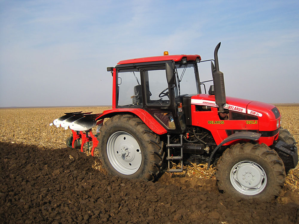 Agrotehnika i oprema - traktori